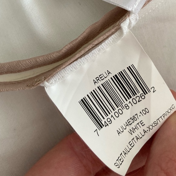 BCBG jacket - Picture 7 of 7